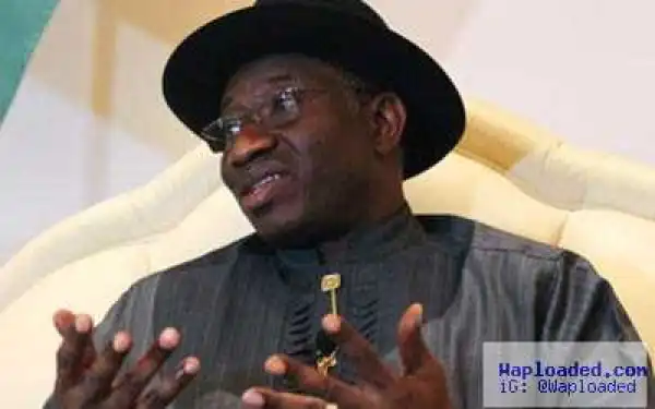 Goodluck Jonathan Wins African Leadership Magazine Man Of The Year Award